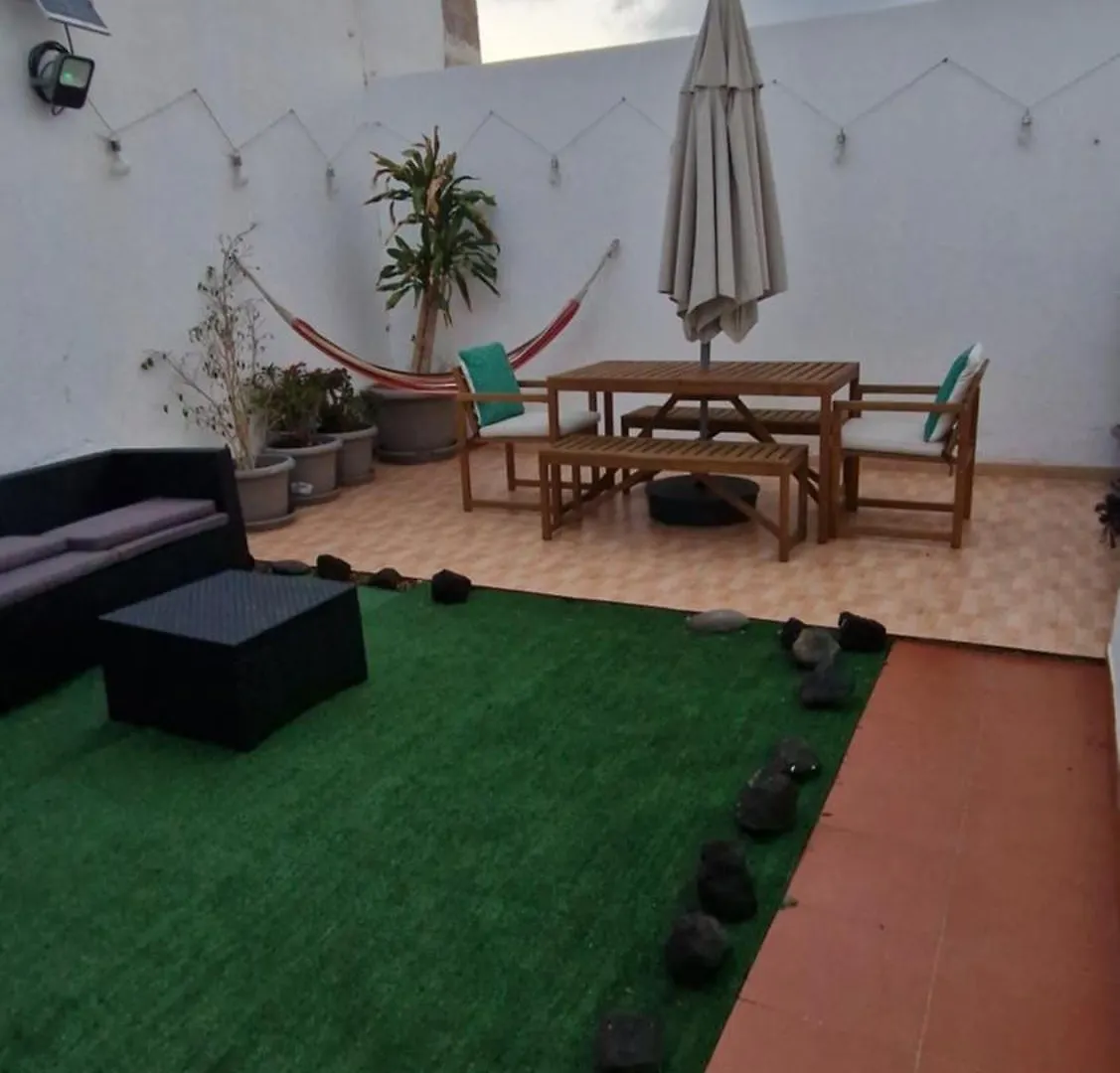 Lukite House Apartment Tias