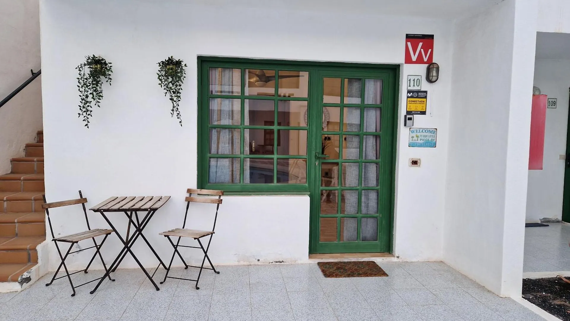 Lukite House Apartment Tias