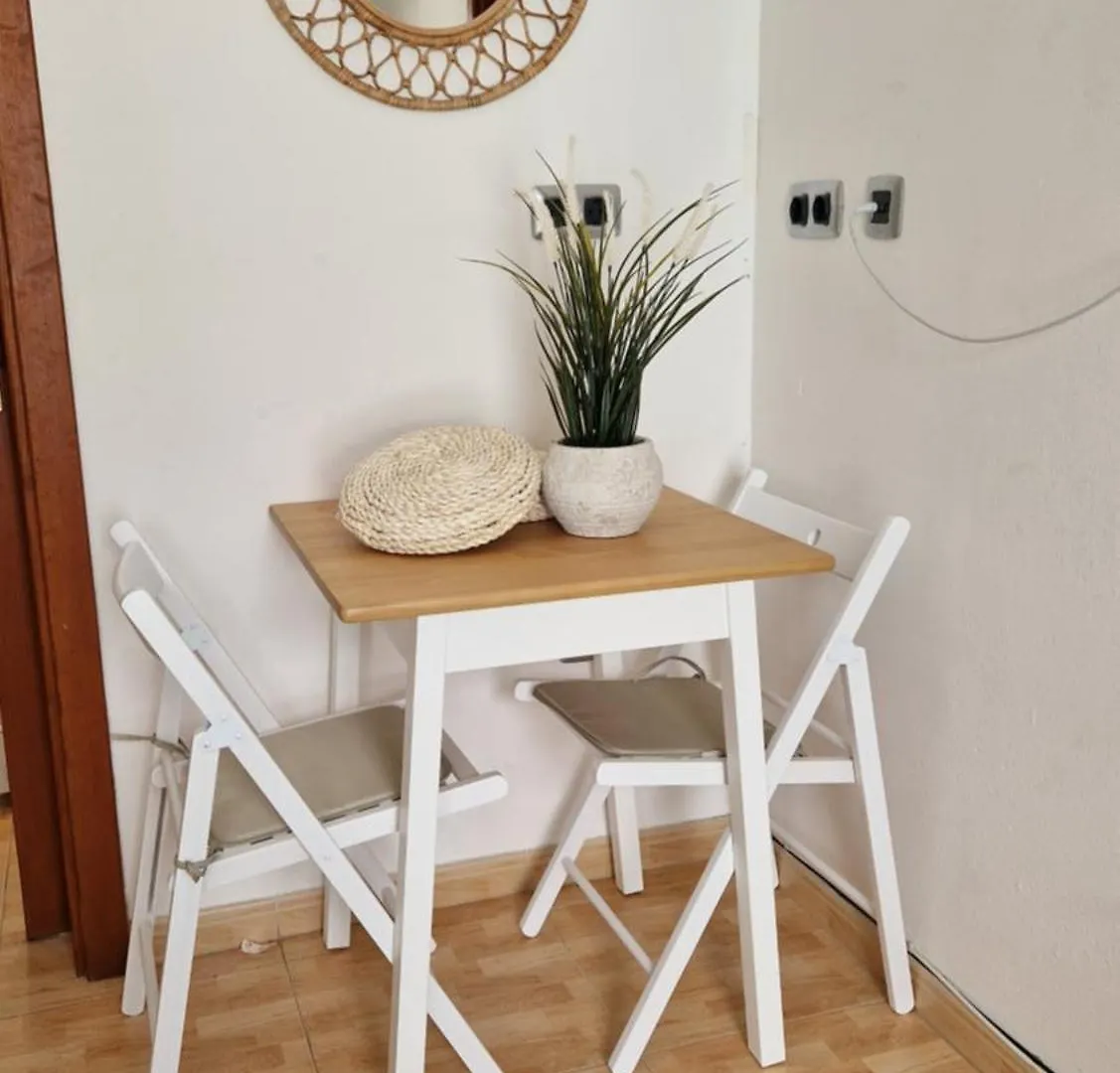 Lukite House Apartment Tias