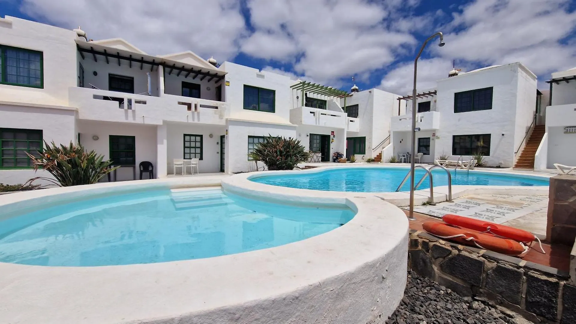 Lukite House Apartment Tias