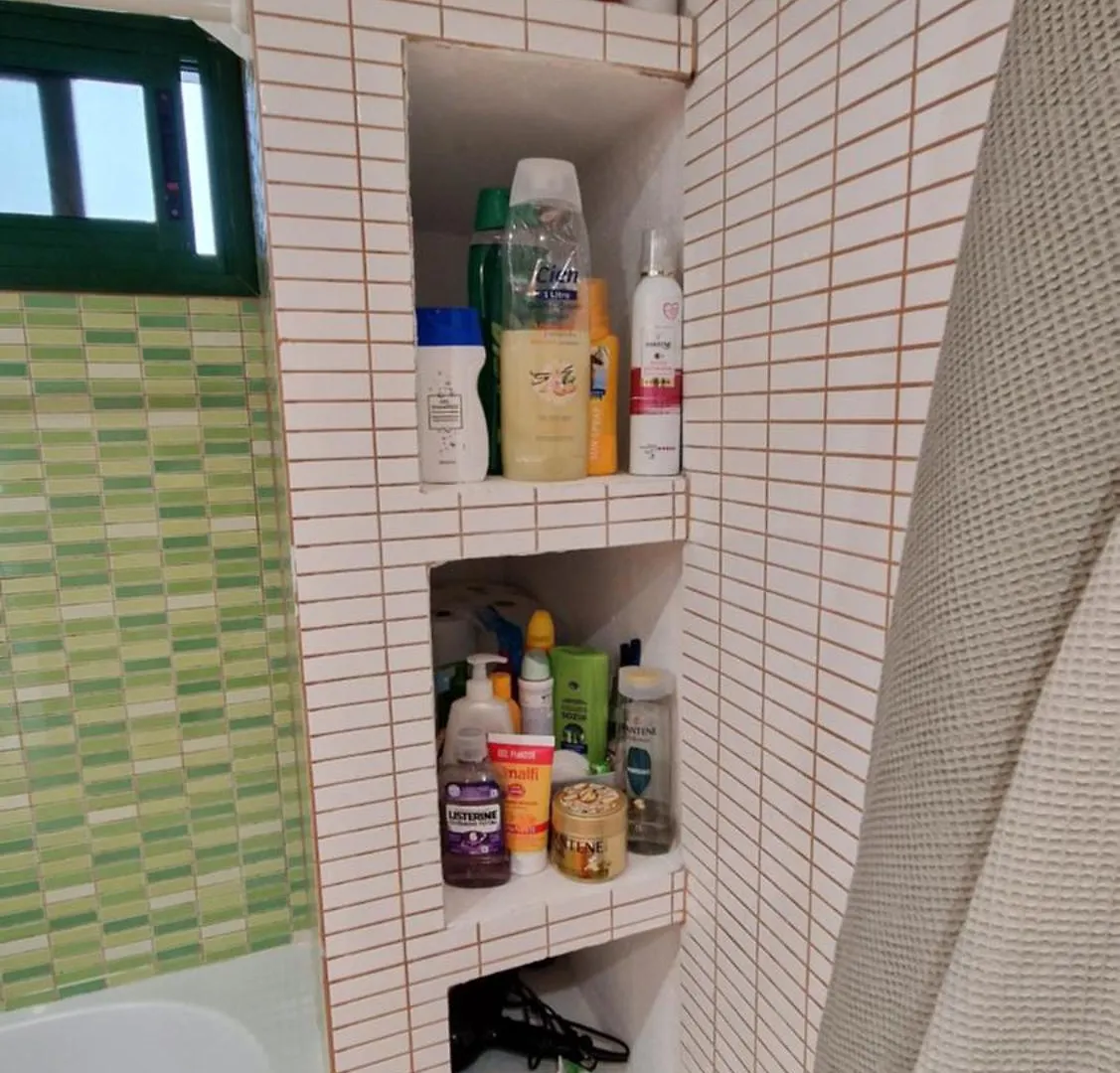 Lukite House Apartment Tias
